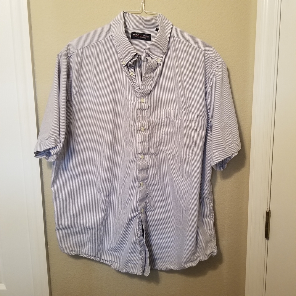 Round Tree and Yorke Men’s Blue Short Sleeve Oxford Button Down Shirt XL